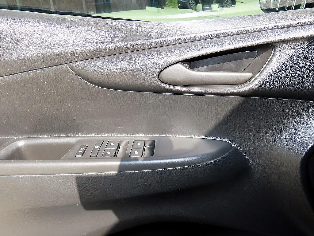 CHEVROLET Spark — photo 11