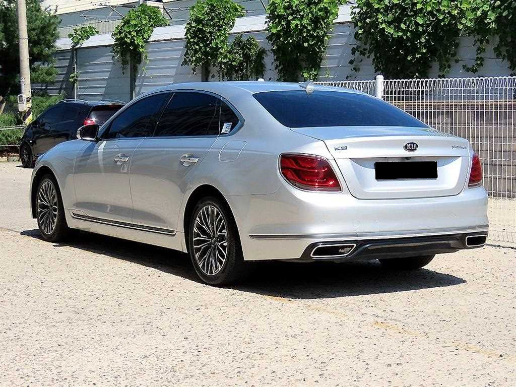 Kia K9 — photo 03
