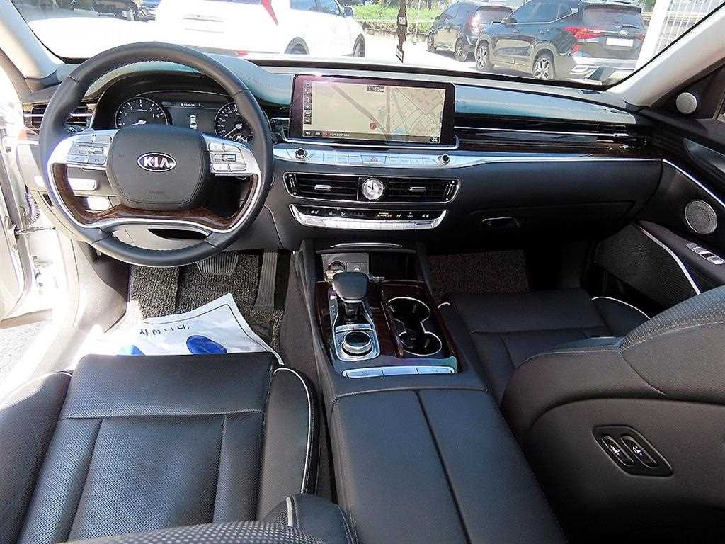 Kia K9 — photo 07