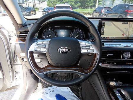 Kia K9 — photo 08
