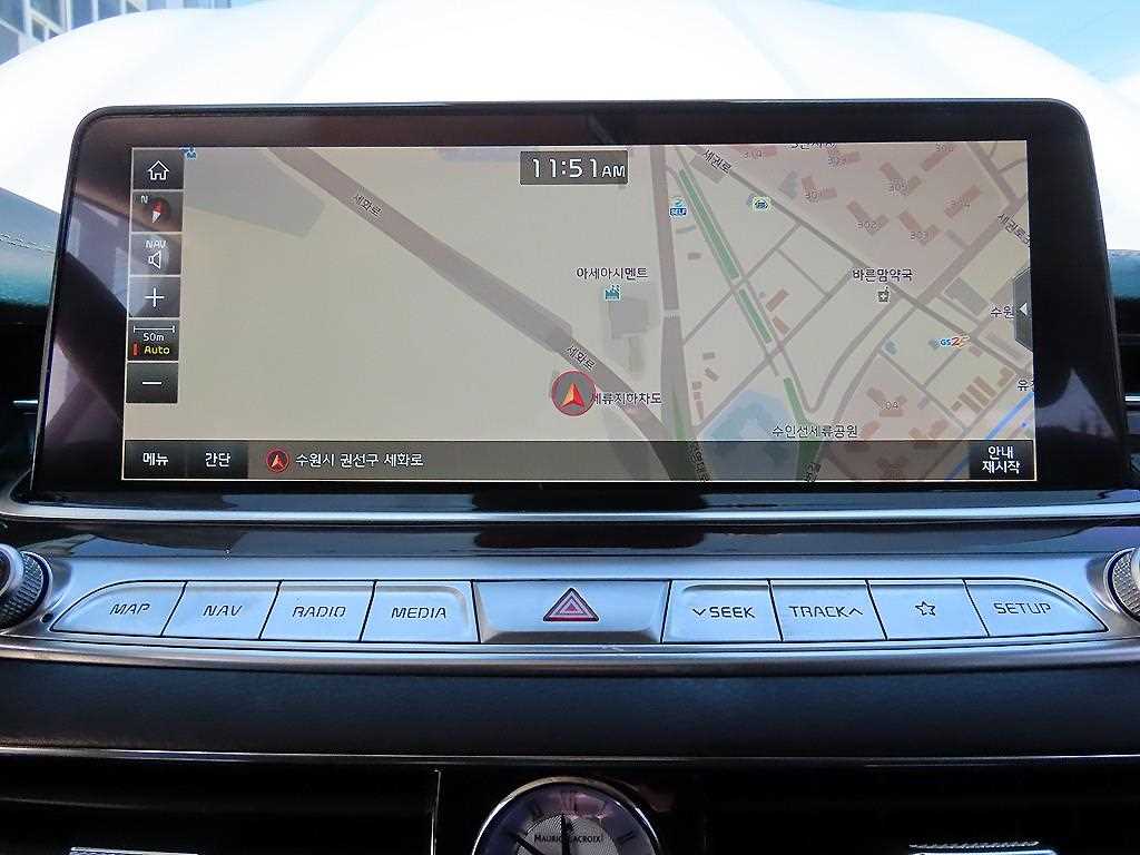 Kia K9 — photo 15
