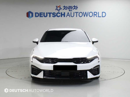 Kia K5 — photo 03
