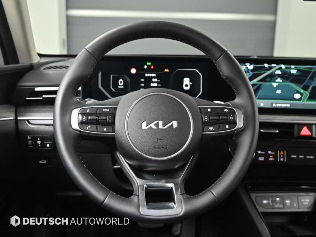 Kia K5 — photo 13