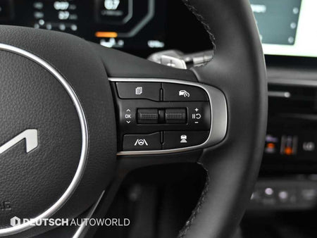 Kia K5 — photo 16