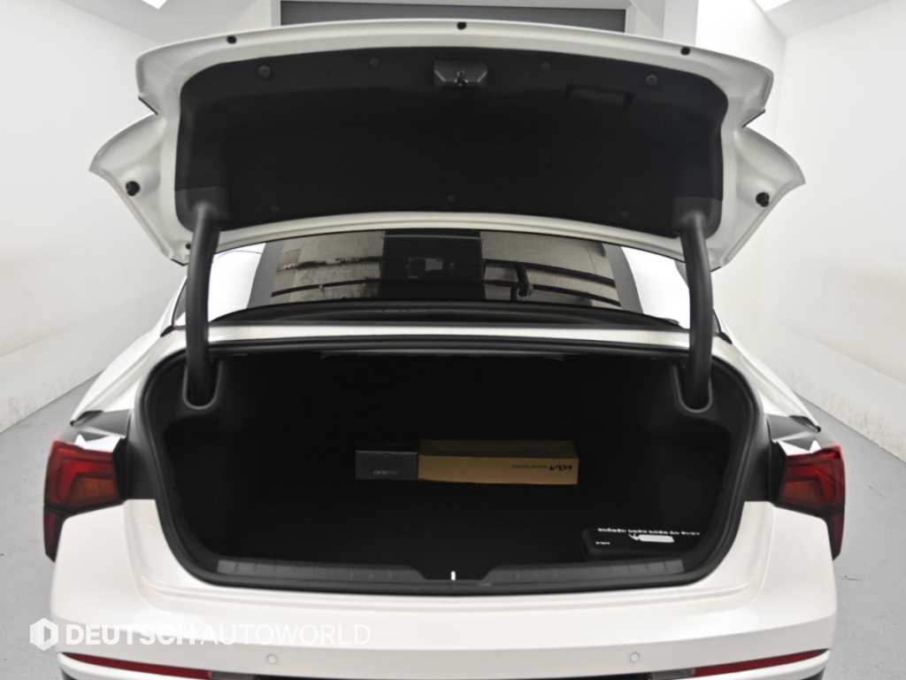 Kia K5 — photo 19