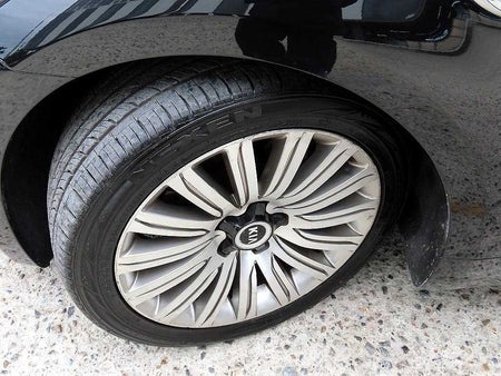 Kia K9 — photo 20