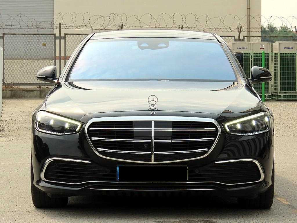 Mercedes-Benz S-Class — photo 01
