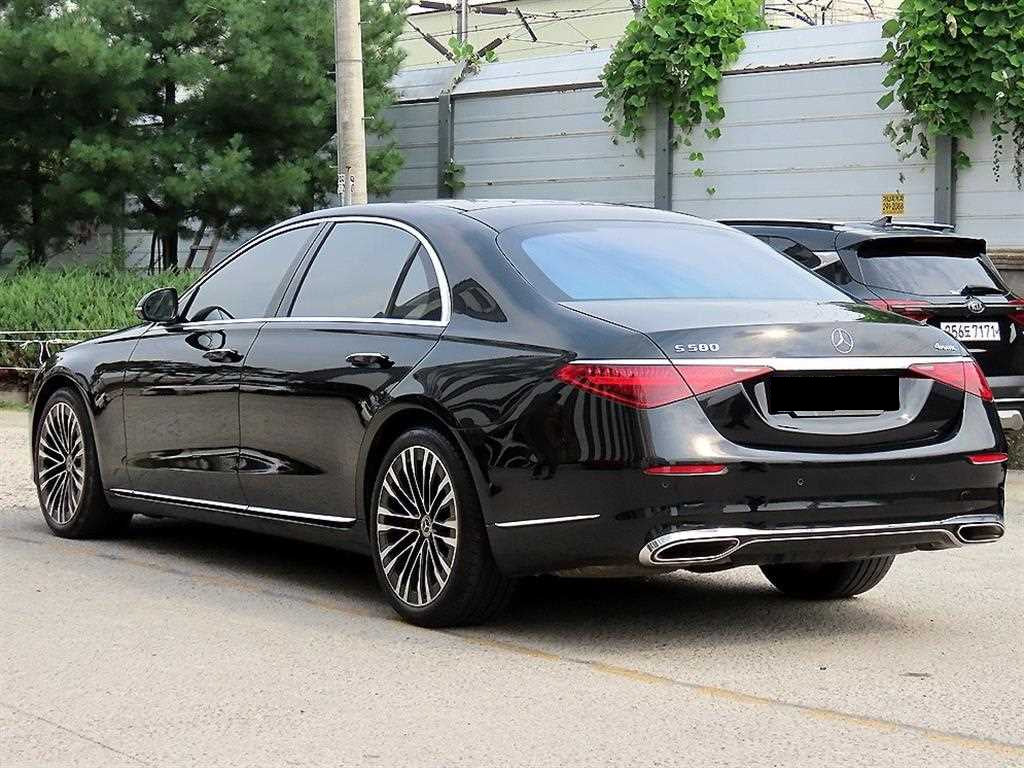 Mercedes-Benz S-Class — photo 03