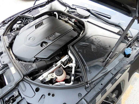 Mercedes-Benz S-Class — photo 19