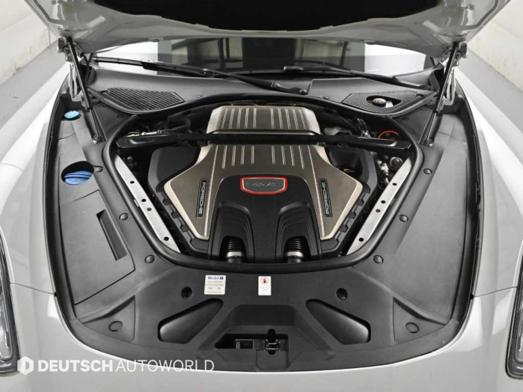 Porsche Panamera — photo 06