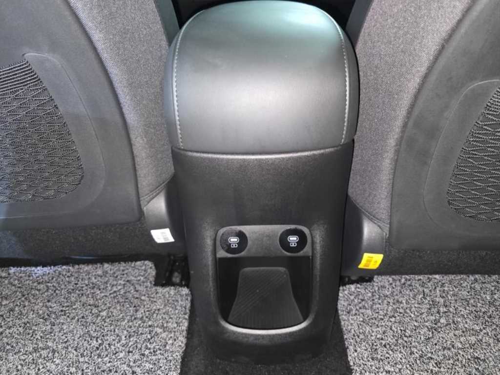 Hyundai Ioniq5 — photo 11
