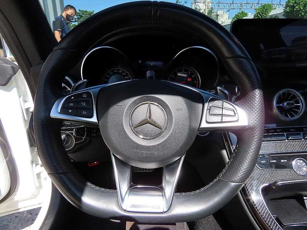 Mercedes-Benz C-Class — photo 08