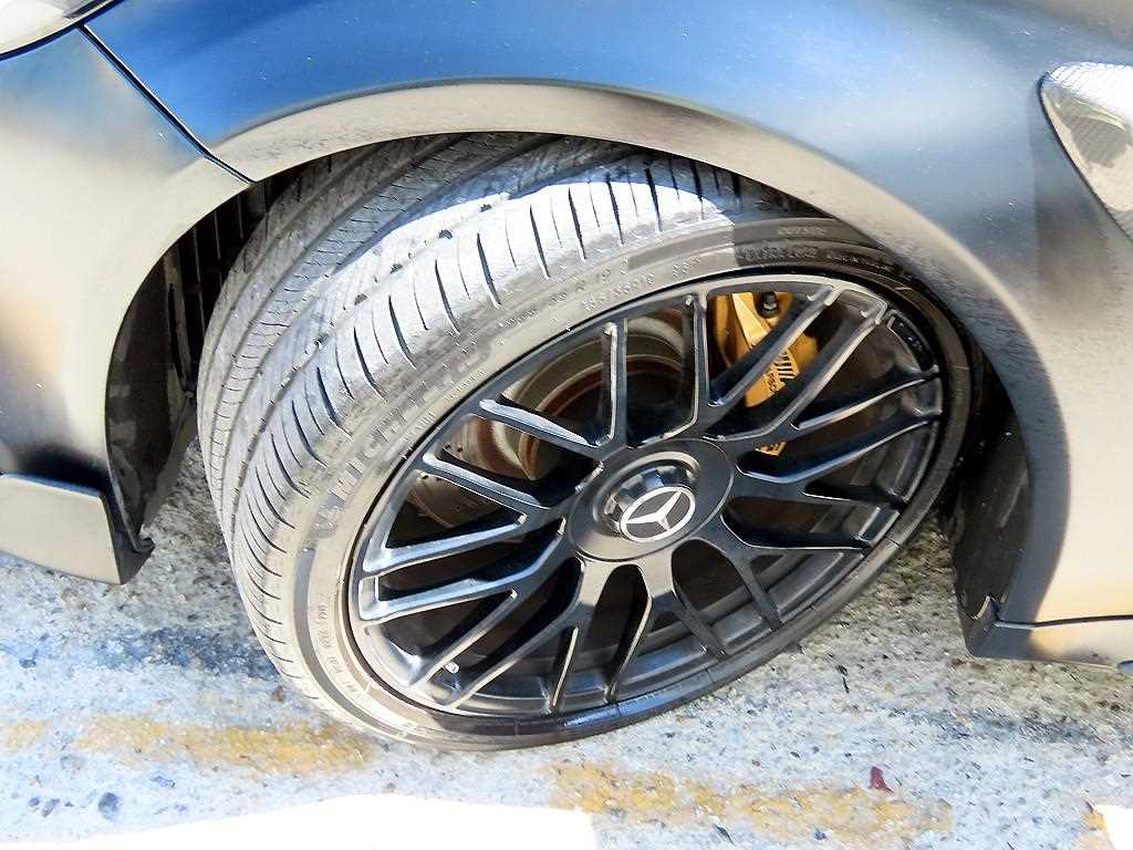 Mercedes-Benz C-Class — photo 20
