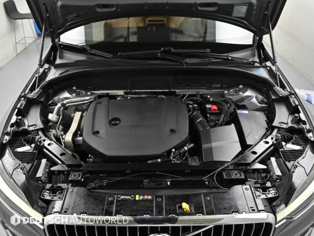 Volvo XC60 — photo 06