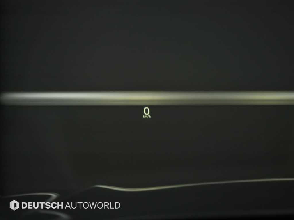 Volvo XC60 — photo 17