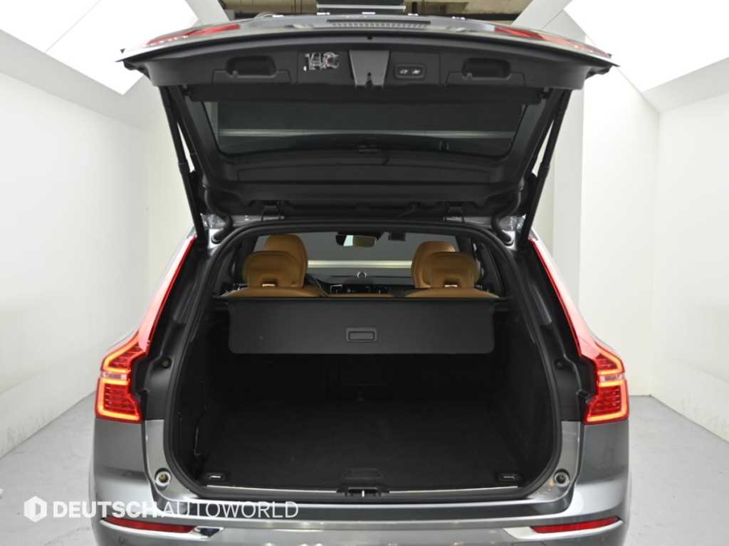 Volvo XC60 — photo 19