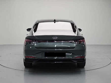 Hyundai Avante — photo 03