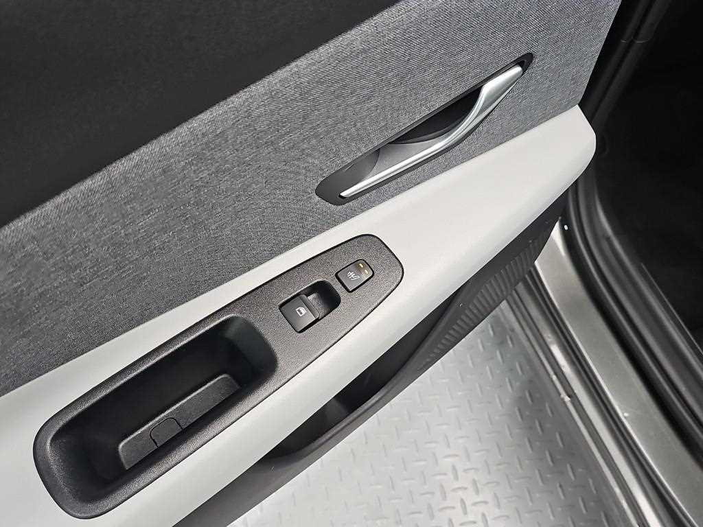 Hyundai Avante — photo 12