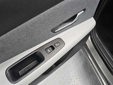 Hyundai Avante — photo 12