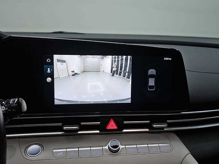 Hyundai Avante — photo 15