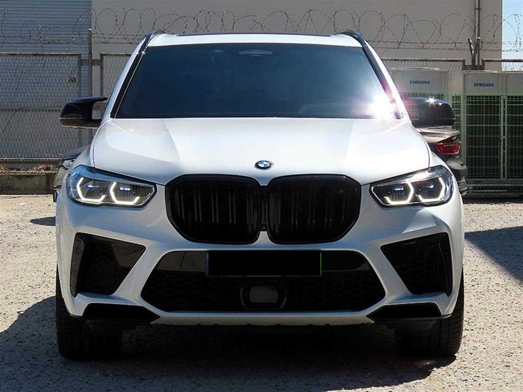 BMW X5M — photo 01