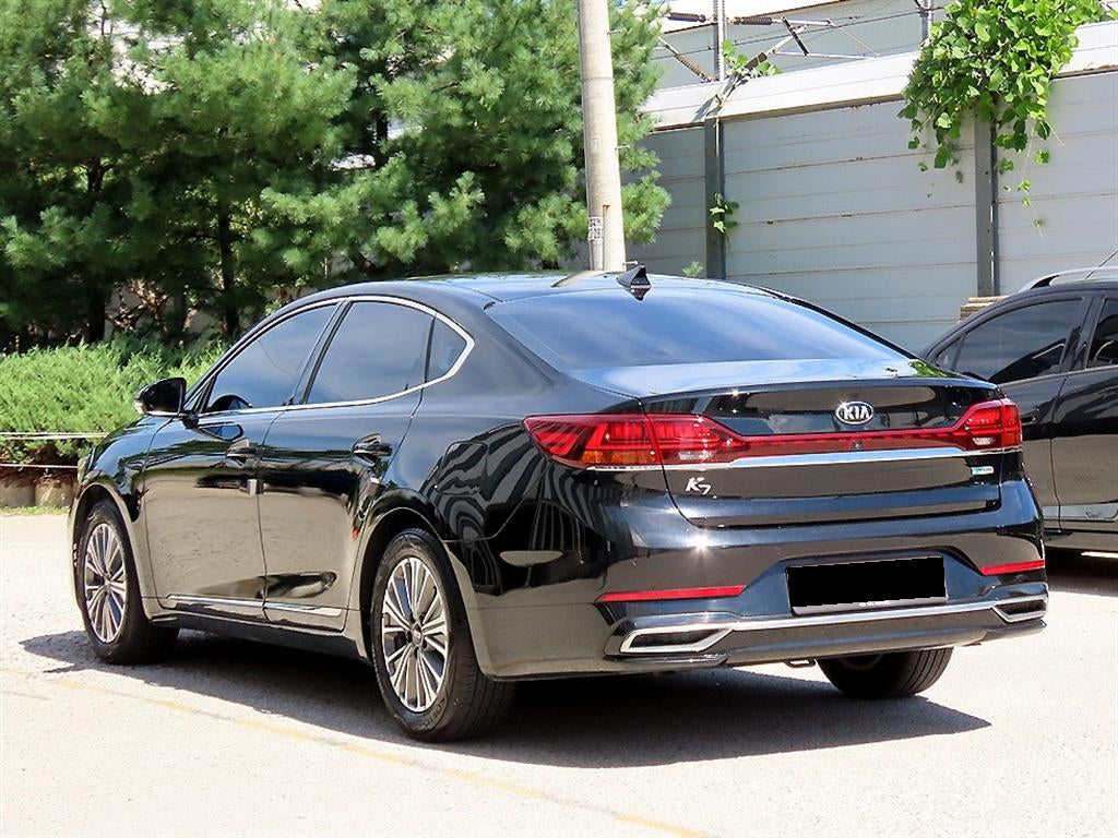 Kia K7 — photo 03