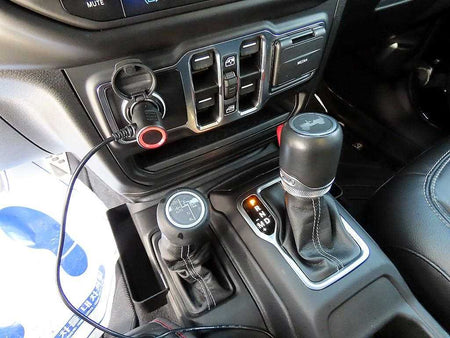 Jeep Wrangler — photo 10