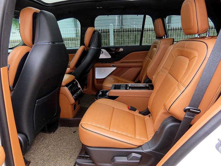 Lincoln Aviator — photo 06
