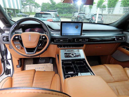 Lincoln Aviator — photo 07