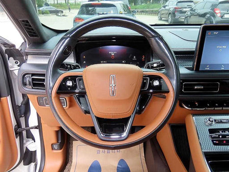 Lincoln Aviator — photo 08
