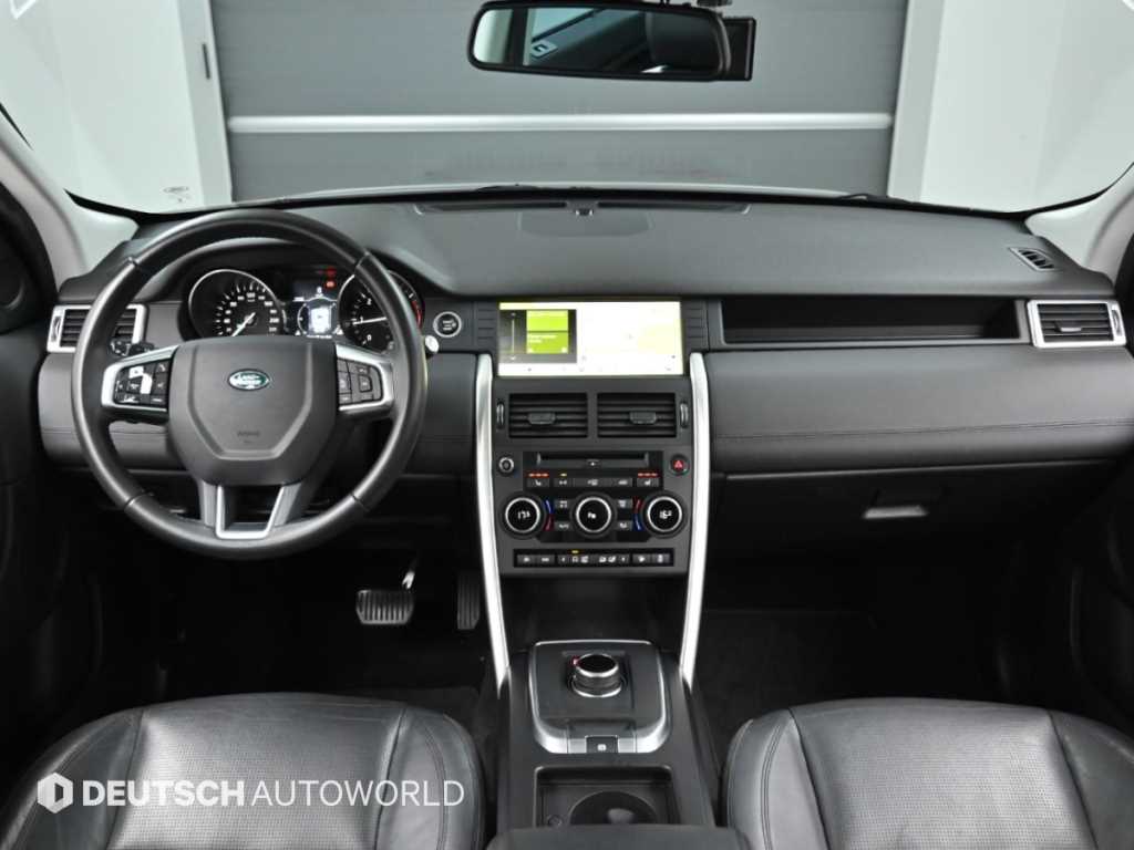 Land Rover Discovery Sport — photo 07