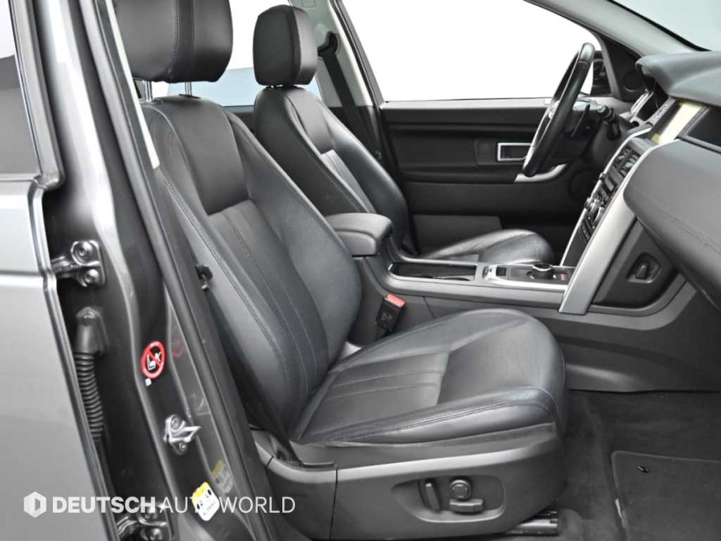 Land Rover Discovery Sport — photo 10
