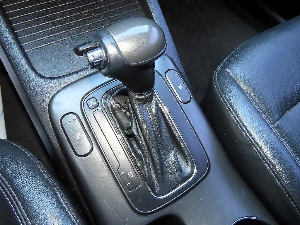 Kia K3 — photo 10