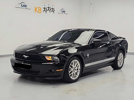 Ford Mustang — photo 01