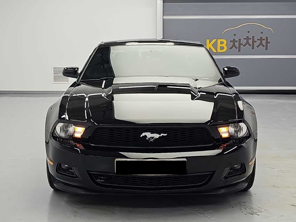 Ford Mustang — photo 02