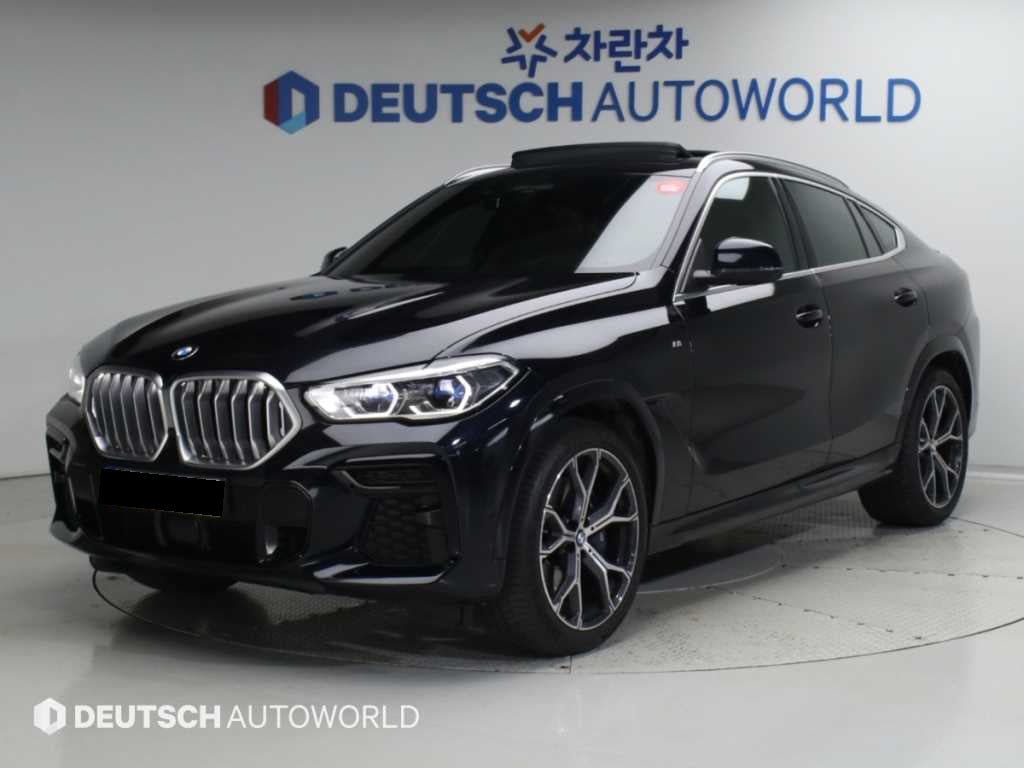 BMW X6 — photo 01