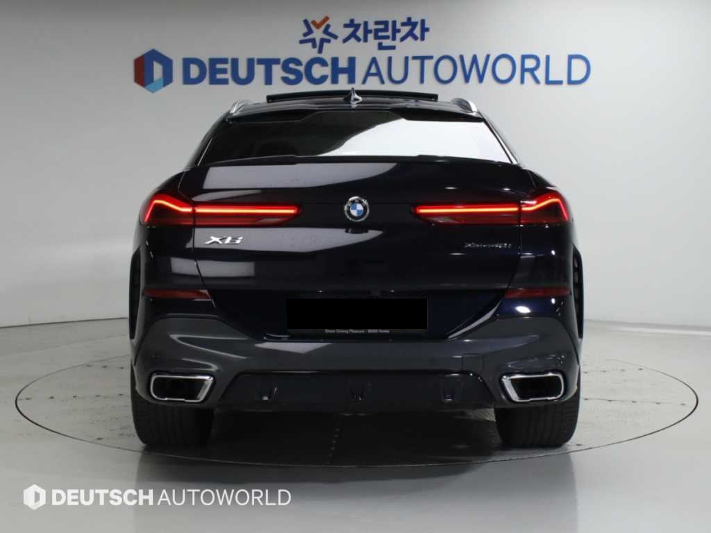 BMW X6 — photo 04
