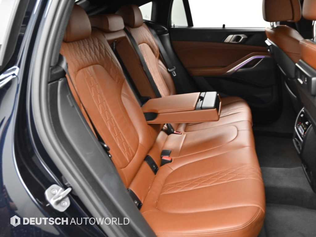 BMW X6 — photo 13