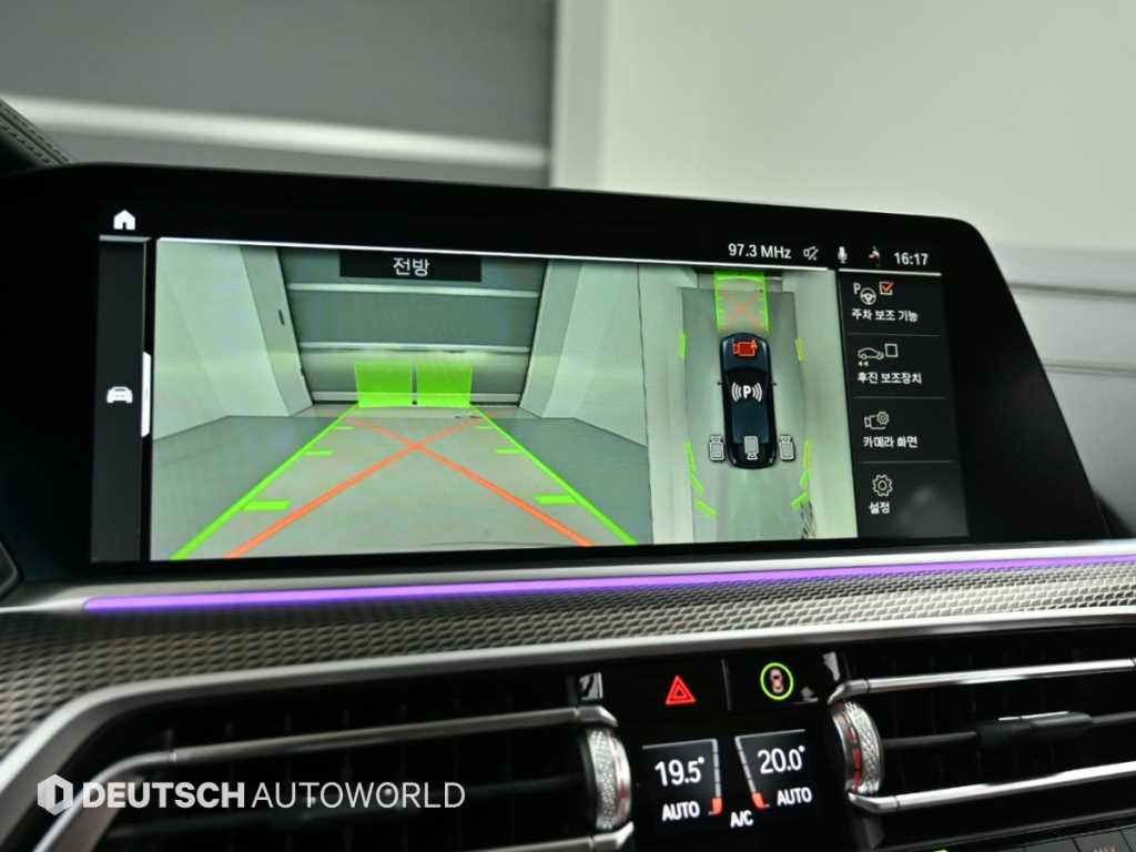 BMW X6 — photo 17