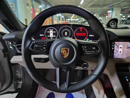 Porsche Taycan — photo 08