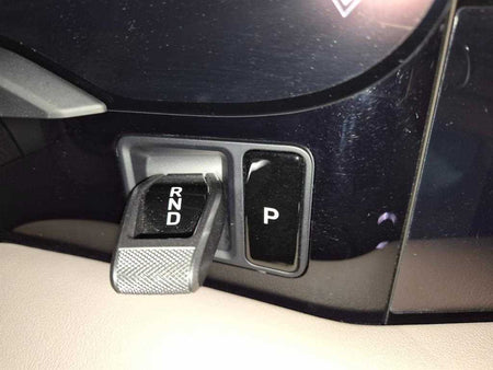 Porsche Taycan — photo 11