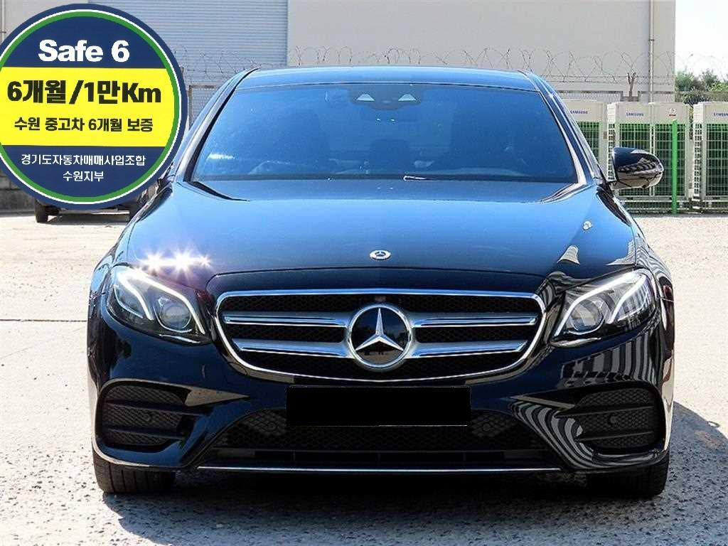 Mercedes-Benz E-Class — photo 01
