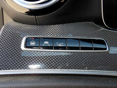 Mercedes-Benz E-Class — photo 12