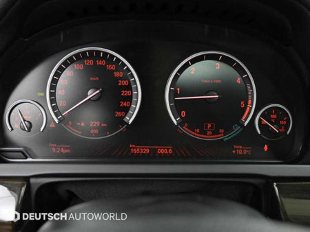 BMW 7-Series — photo 08