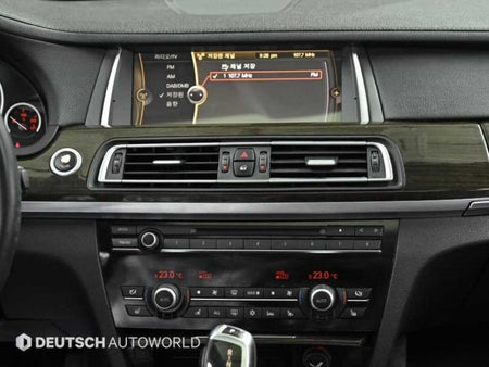BMW 7-Series — photo 14