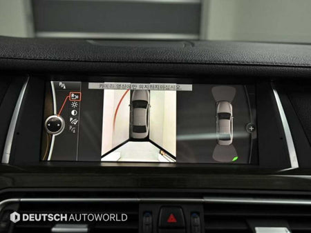 BMW 7-Series — photo 15