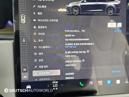 Tesla Model X — photo 08