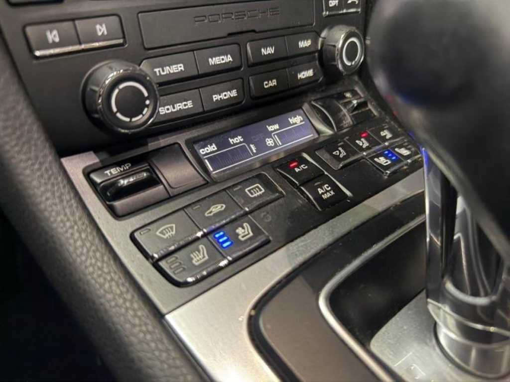 Porsche 718 — photo 13