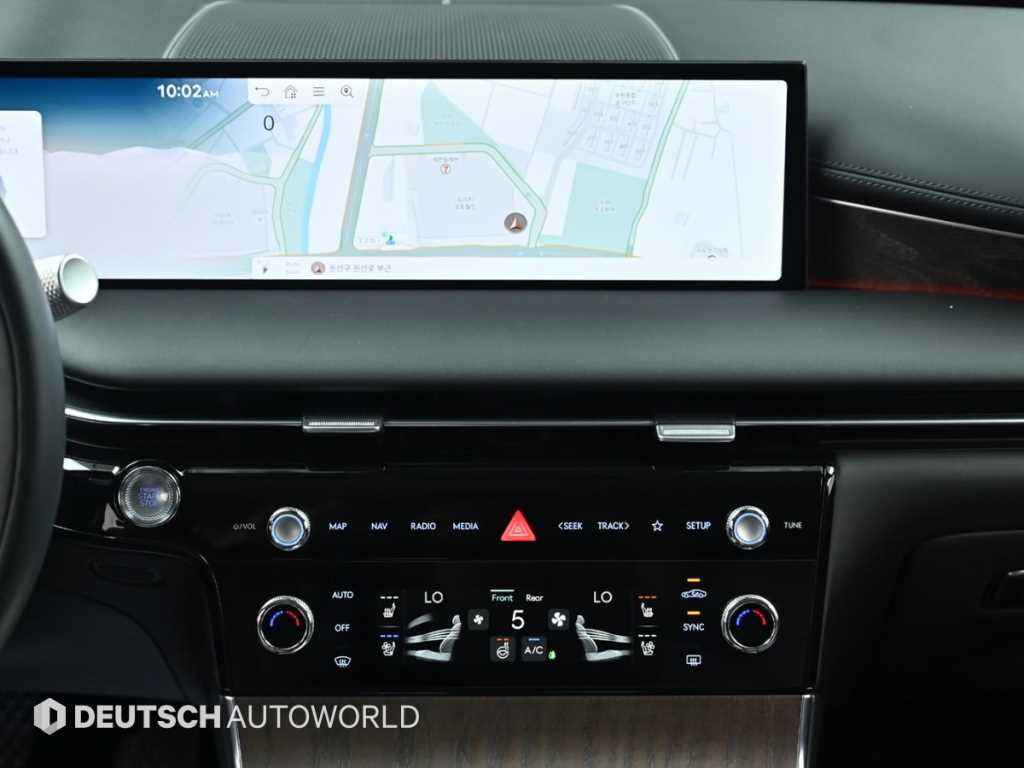 Genesis G80 — photo 14