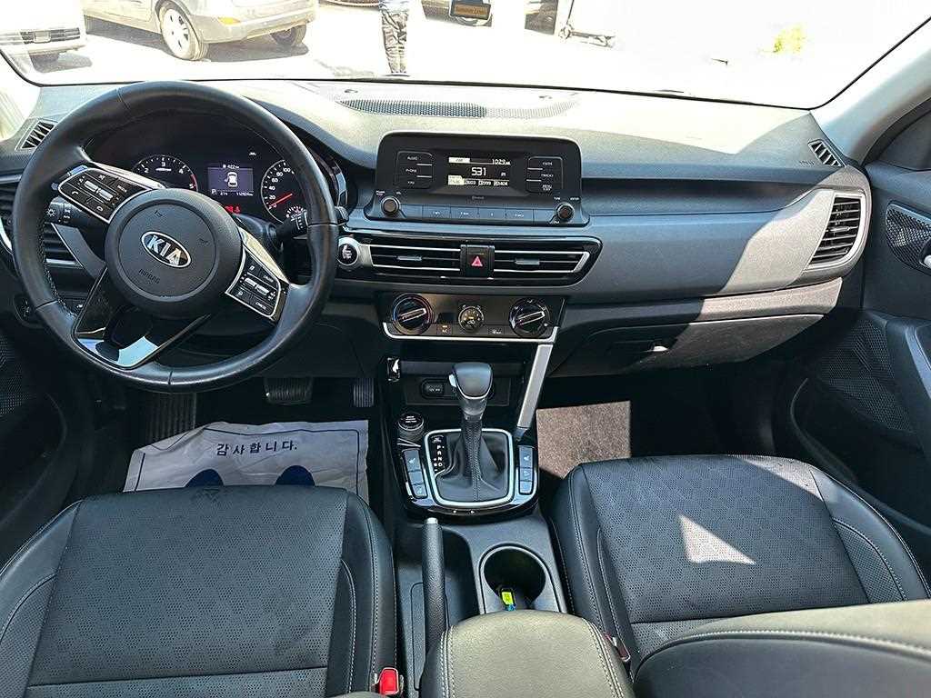 Kia Seltos — photo 05